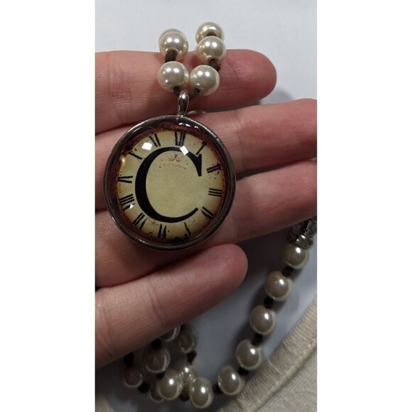 Elegant Steampunk Glass Pearl Beaded Pendant Necklace - Picture 5 of 6